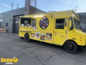 2001 24' Workhorse Food Truck Self Contained State L&I Certified Mobile Kitchen