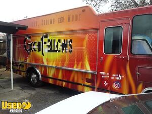 Versatile - 26' GMC 3500 All-Purpose Food Truck with NEW Engine