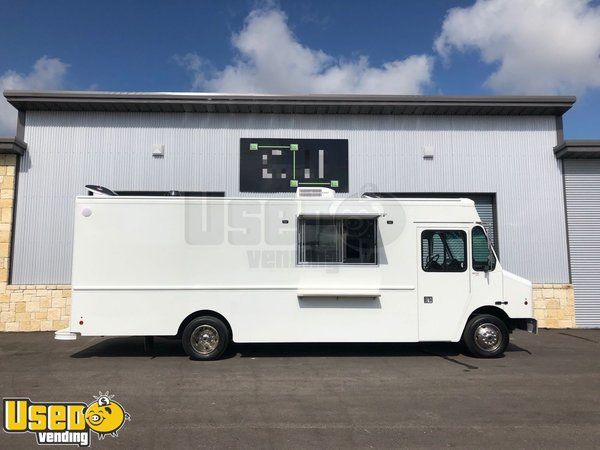 Made-to-Order Step Van Pizza Food Truck / New Custom-Built Mobile Kitchen