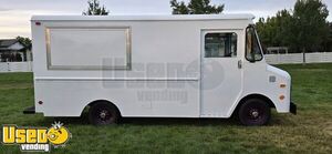 Vintage - 1971 Grumman Olson All-Purpose Food Truck | DIY Empty Truck