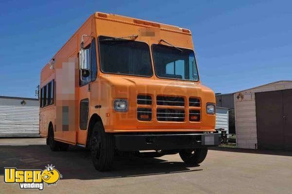 2000 - International Turnkey Catering Business Food Truck