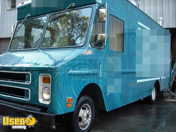 Chevy P30 Diesel Food Truck