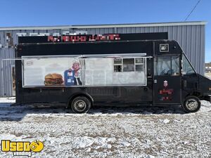 2006 27' Utilimaster All-Purpose Food Truck with Fire Suppression System