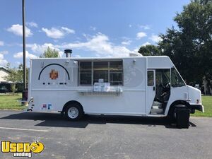 Turnkey 2009 Workhorse TK 22' Diesel Wood-Fired Pizza Food Truck