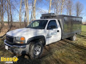 2004 GMC Sierra 2500 HD Lunch Serving/Canteen-Style Food Truck