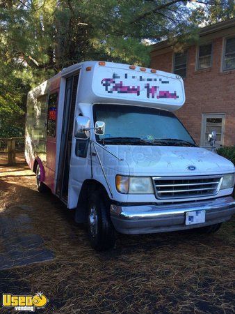 Astonishing Ford E-350 Van Kitchen Food Truck / Used Mobile Food Unit