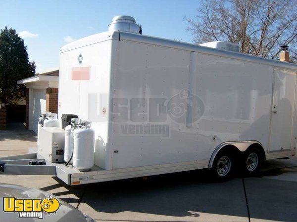 2007 - 20' Wells Cargo Food Concession Trailer