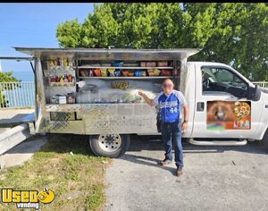 Well Maintained - 2000 Ford F250 Canteen Truck Lunch Serving Food Unit