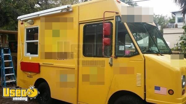 GMC-P30 Food Truck