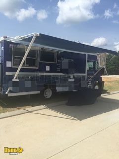 18' Freightliner Food Truck