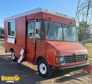 Chevrolet P30 Step Van Street Food Vending Truck / Mobile Concession Unit