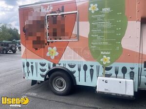 LOW MILES 2015 Ford E350 Cutaway Food Truck w/ Pro Fire Suppression