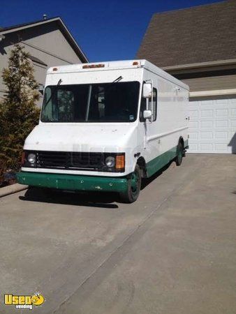 2002 - Workhorse P42 Step Van for Conversion
