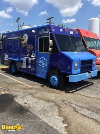 Well Maintained Freightliner W700 Diesel Step Van Mobile Kitchen Food Truck