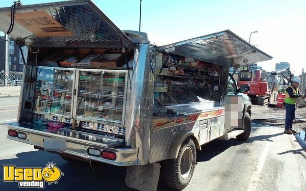 GMC 3500 Custom Lunch Truck