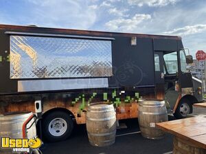 24' Chevrolet Grumman Olson Diesel Food Truck / Kitchen on Wheels