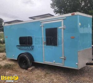 Licensed- 2005 Coffee and Beverage/ Lemonade Concession Trailer with Solar Panel