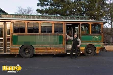 Trolley Truck Dining Room