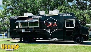 NICE 2005 International All-Purpose Food Truck Mobile Kitchen