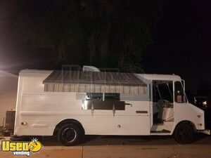 Chevrolet P30 Step Van Shaved Ice Truck / Mobile Snowball Vending Unit