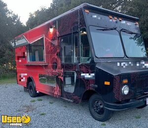 LOW MILES 2006 Ford Econoline Mobile Kitchen Food Truck with New Jasper Engine