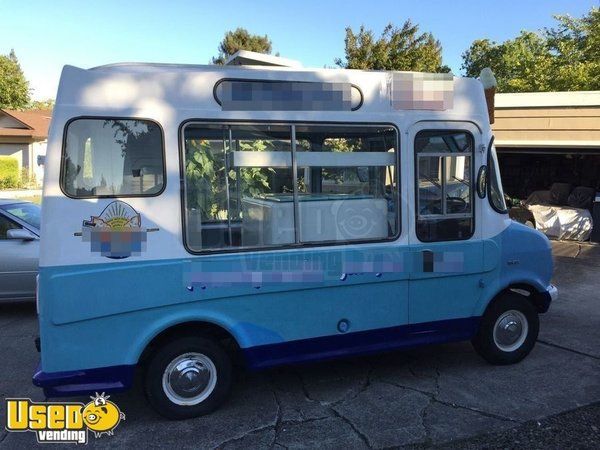 Vintage 1976 Bedford Ice Cream Truck