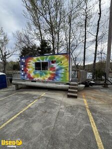 24' Sun Tracker Party Barge Food Vending Boat with Bathroom