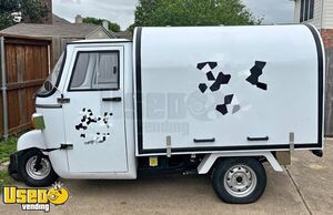Eye-Catching 2024 Electric Mobile Coffee and Beverage Tricycle