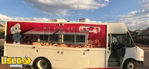 Fully-Equipped 2006 Workhorse Step Van Kitchen Food Truck / Used Mobile Food Unit