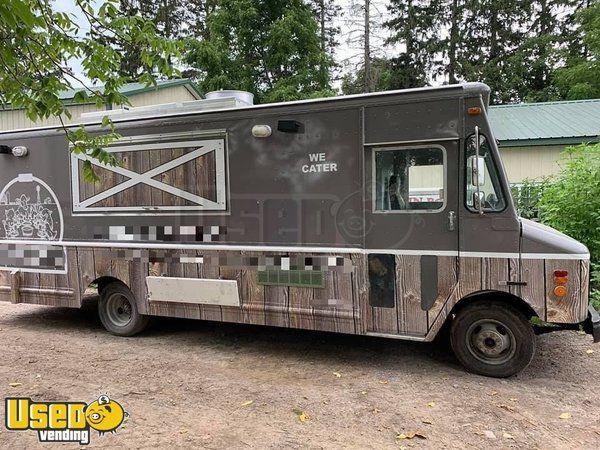 Turnkey Used 1996 Chevy P30 Step Van All-Purpose Food Truck