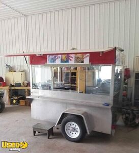 Compact Mobile Kitchen Concession Trailer / Street Food Vending Unit