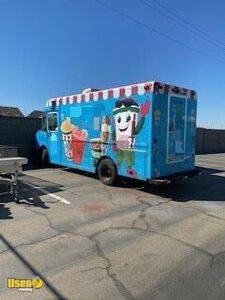 Used 2000 - 23' Freightliner VN Diesel Ice Cream Truck