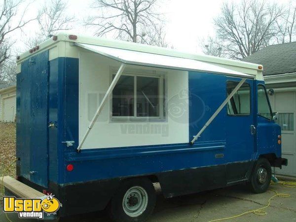 1971 - 6.5 x 12 Ford Concession Truck