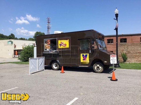 Chevy Step Van Loaded Clean Food Truck Mobile Kitchen, 2017 Kitchen Build Out