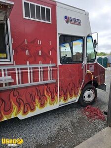 2007 Freightliner Pizza Food Truck Full Mobile Kitchen w/ Forno Bravo Wood-Fired Pizza Oven