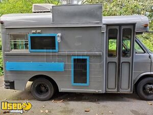 Fully Operational GMC Kitchen Food Truck/Used Mobile Kitchen