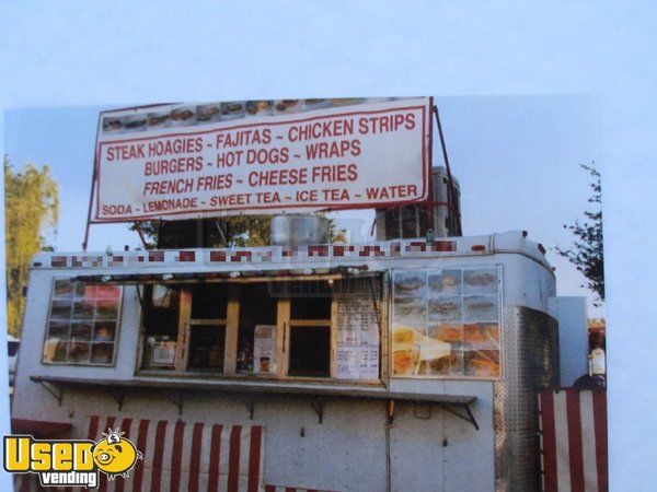 Self-Contained 2000 - 8.5' x 16' Interstate West Cargo Food Concession Trailer