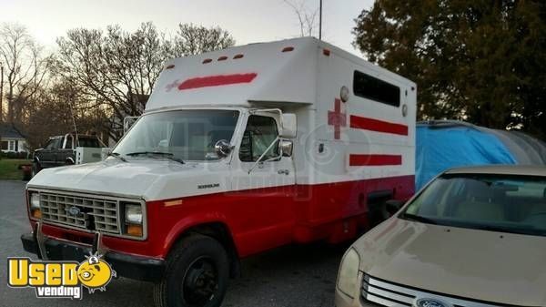20' Ford Food Truck