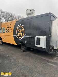 Loaded 2001 27' GMC Workhorse All-Purpose Food Truck with Pro Fire System