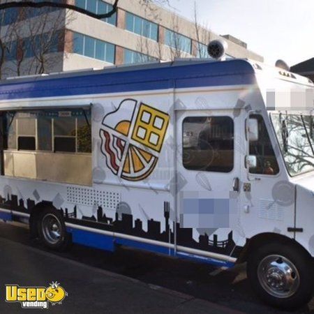 Chevrolet P30 Food Truck
