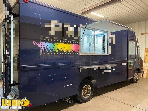 Chevrolet Workhorse P30 Food Truck New Build Kitchen on Wheels