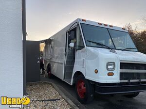 Well Maintained - Chevrolet Workhorse All-Purpose Food Truck with NSF Equipment