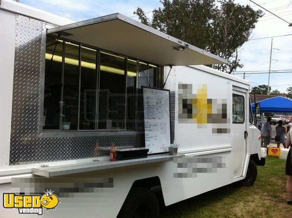 1980 - Chevrolet P30 Food Truck