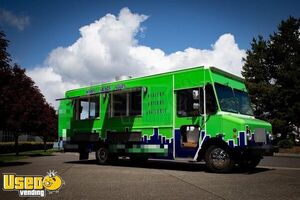 Turnkey Successful Fully Equipped 2008 30' GMC Workhorse Food Truck Business