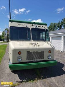Preowned - 2009 Workhorse All-Purpose Food Truck | Mobile Food Unit