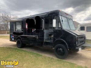 Used - 18' GMC P3500 Kitchen Food Truck - Street Vending Unit