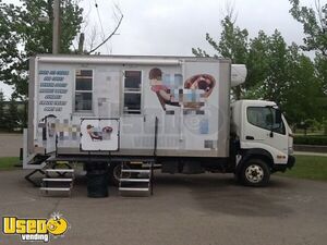 2010 Toyota Hino Ice Cream Truck with Refrigeration Unit