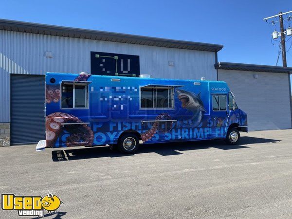 NEW Custom Built 22' Sparkling Step Van Food Truck with a Professional Kitchen
