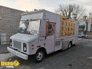 2002 Ford Step Van Diesel Food Truck / Commercial Kitchen on Wheels