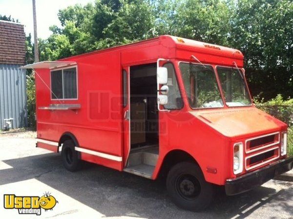 Chevy P30 Mobile Kitchen Truck